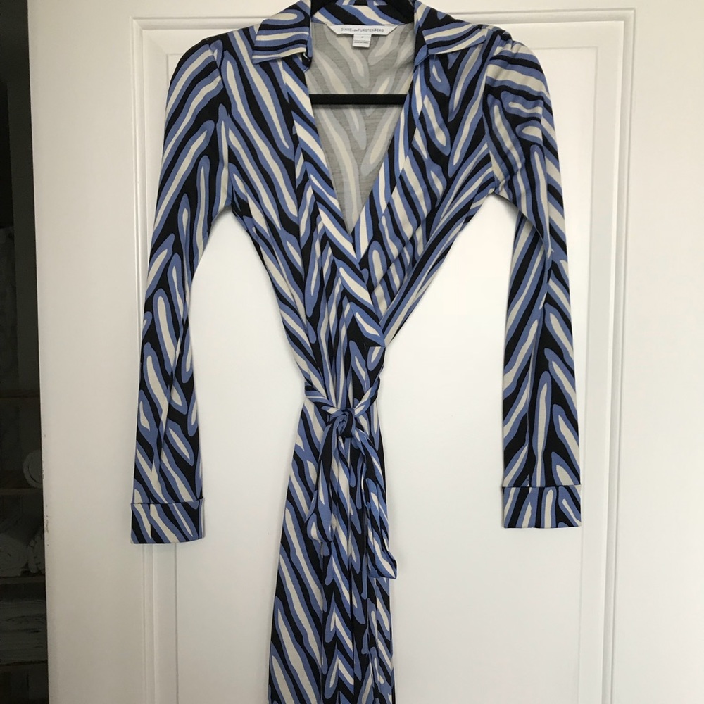 Dvf silk wrap dress long sleeve